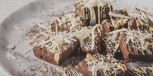 Low-Carb Cheese & Tomato Pizza